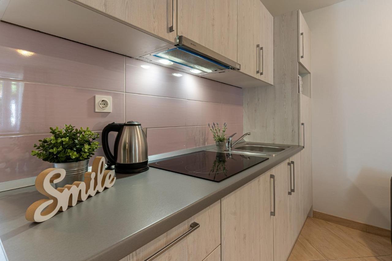 Apartments Lopari Nerezine Eksteriør bilde